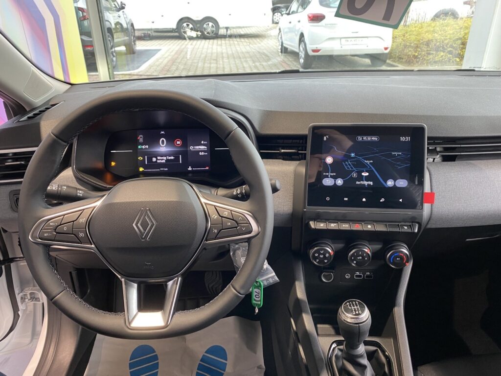 Renault Clio Exposé-Bild 20