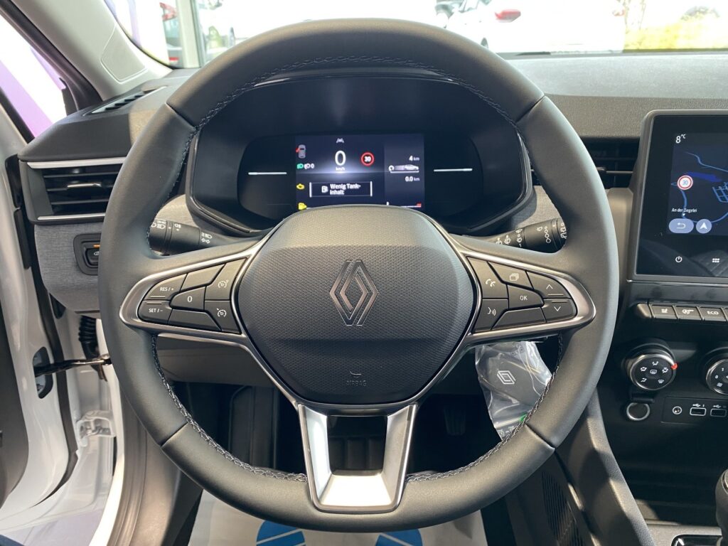 Renault Clio Exposé-Bild 21