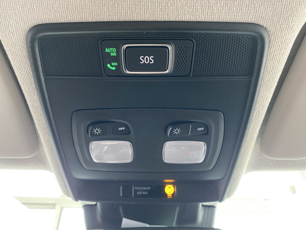 Renault Clio Exposé-Bild 32