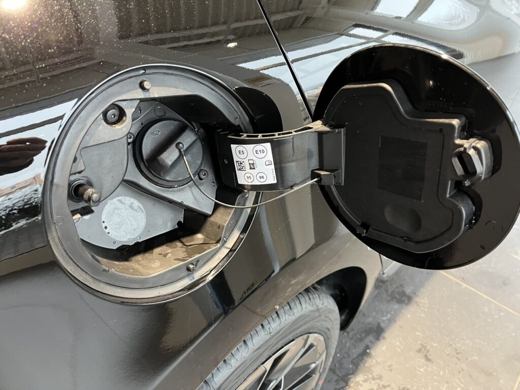 Renault Clio Exposé-Bild 10