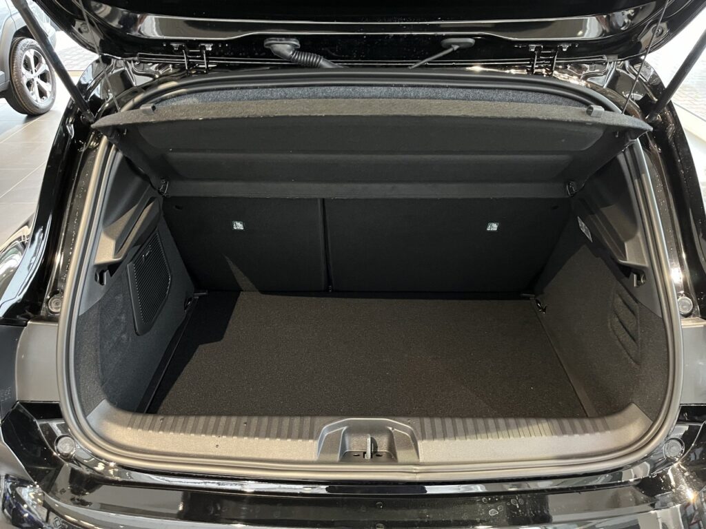 Renault Clio Exposé-Bild 15