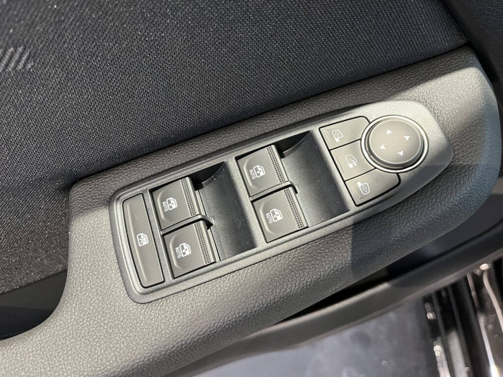 Renault Clio Exposé-Bild 19