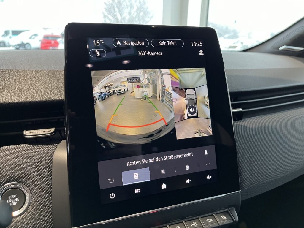 Renault Clio Exposé-Bild 32