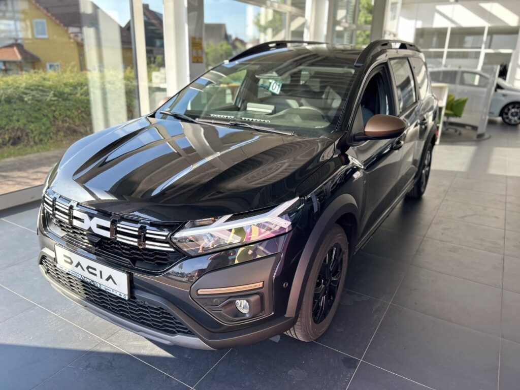 Dacia Jogger Exposé-Bild 1