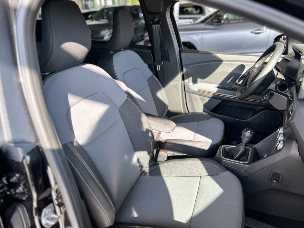 Dacia Jogger Exposé-Bild 4