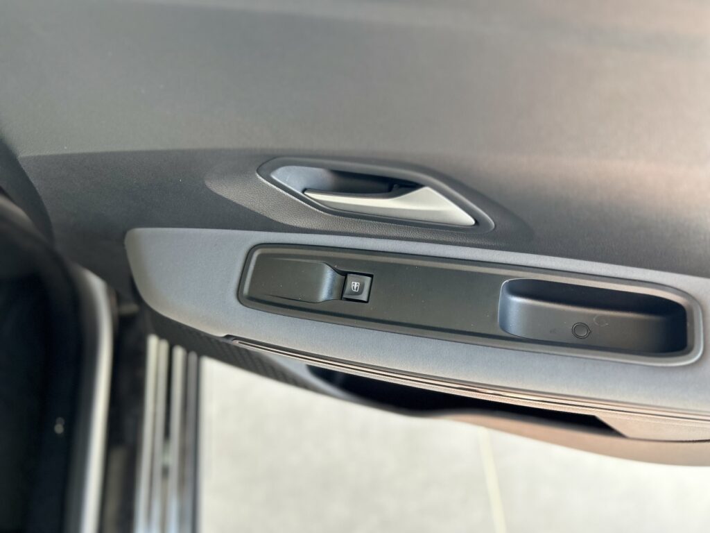 Dacia Jogger Exposé-Bild 6