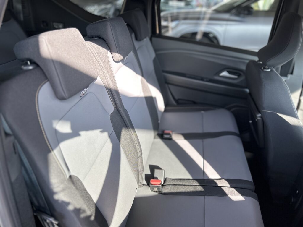 Dacia Jogger Exposé-Bild 7