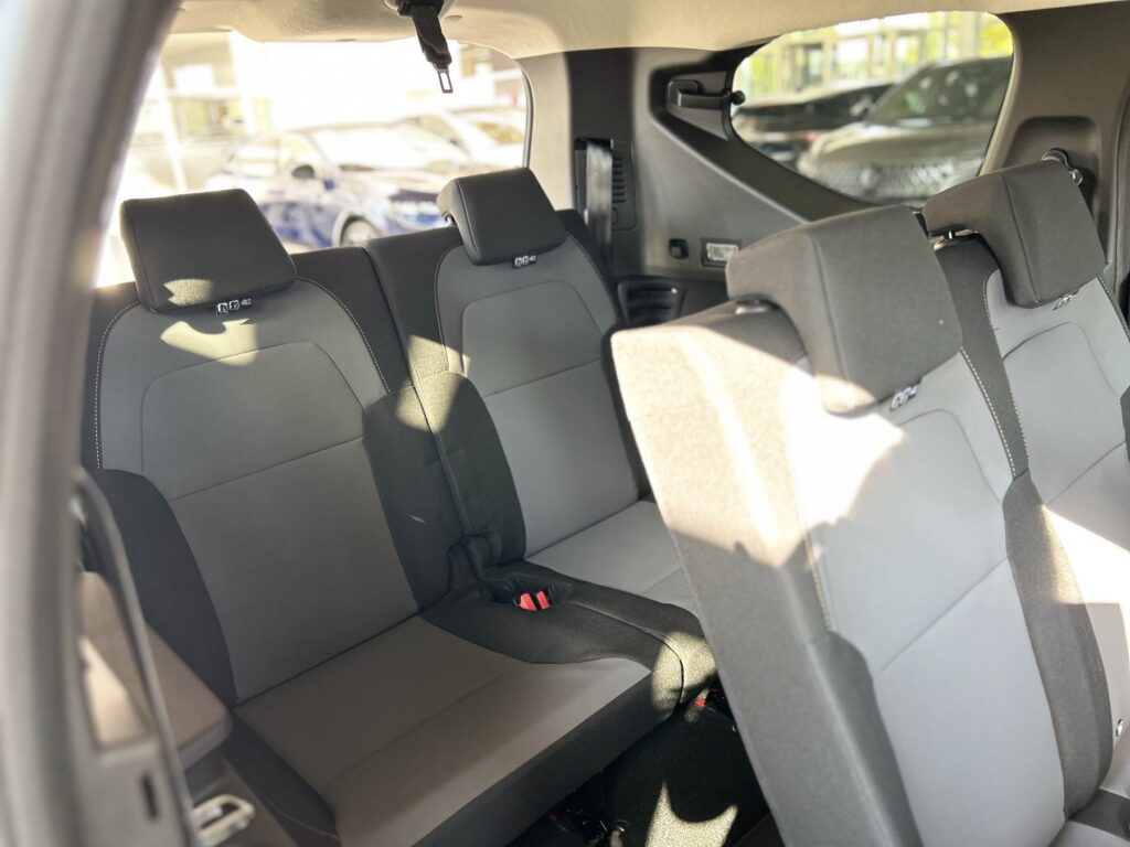 Dacia Jogger Exposé-Bild 9