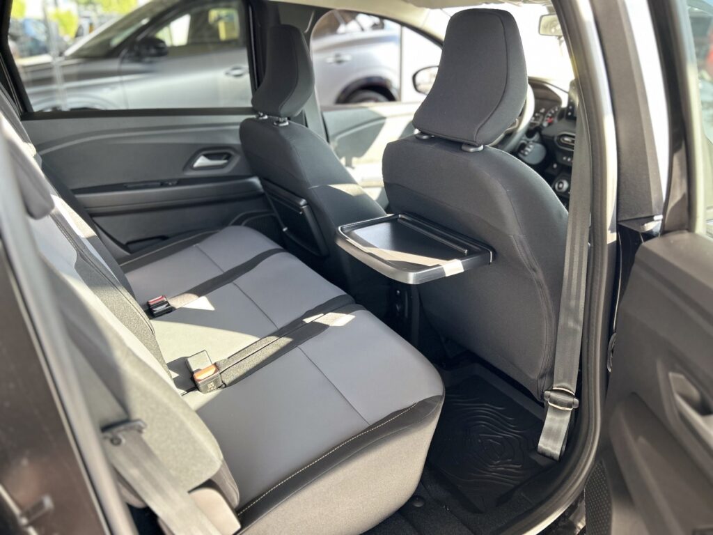 Dacia Jogger Exposé-Bild 11