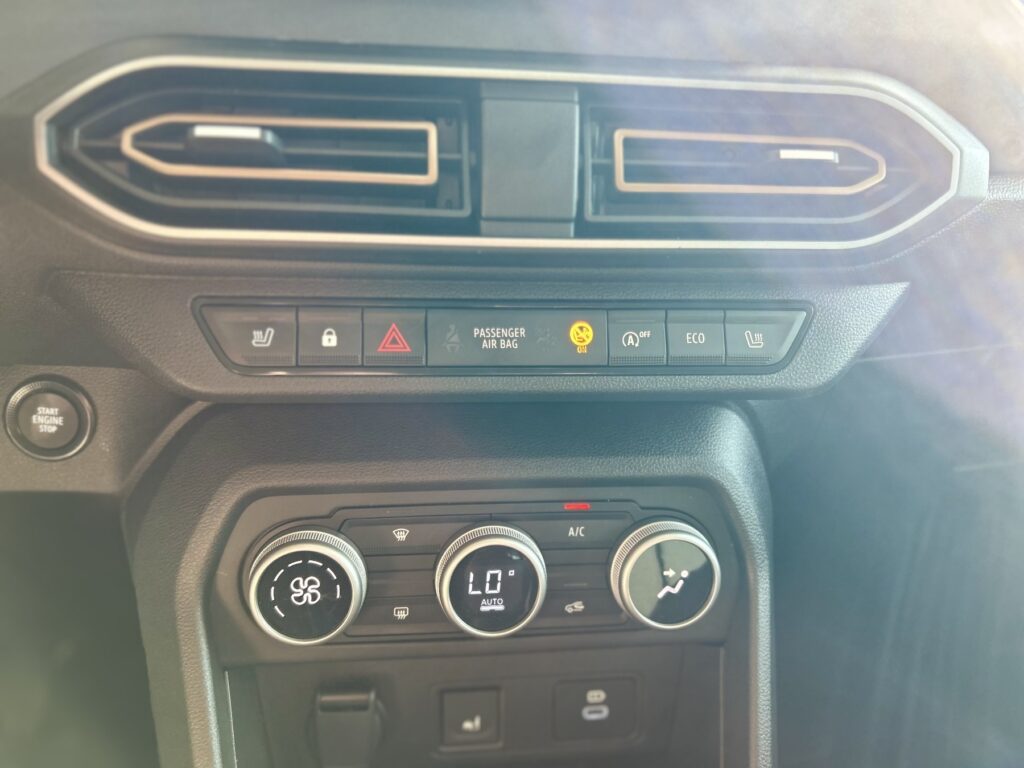 Dacia Jogger Exposé-Bild 27