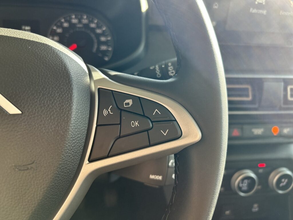 Dacia Jogger Exposé-Bild 29