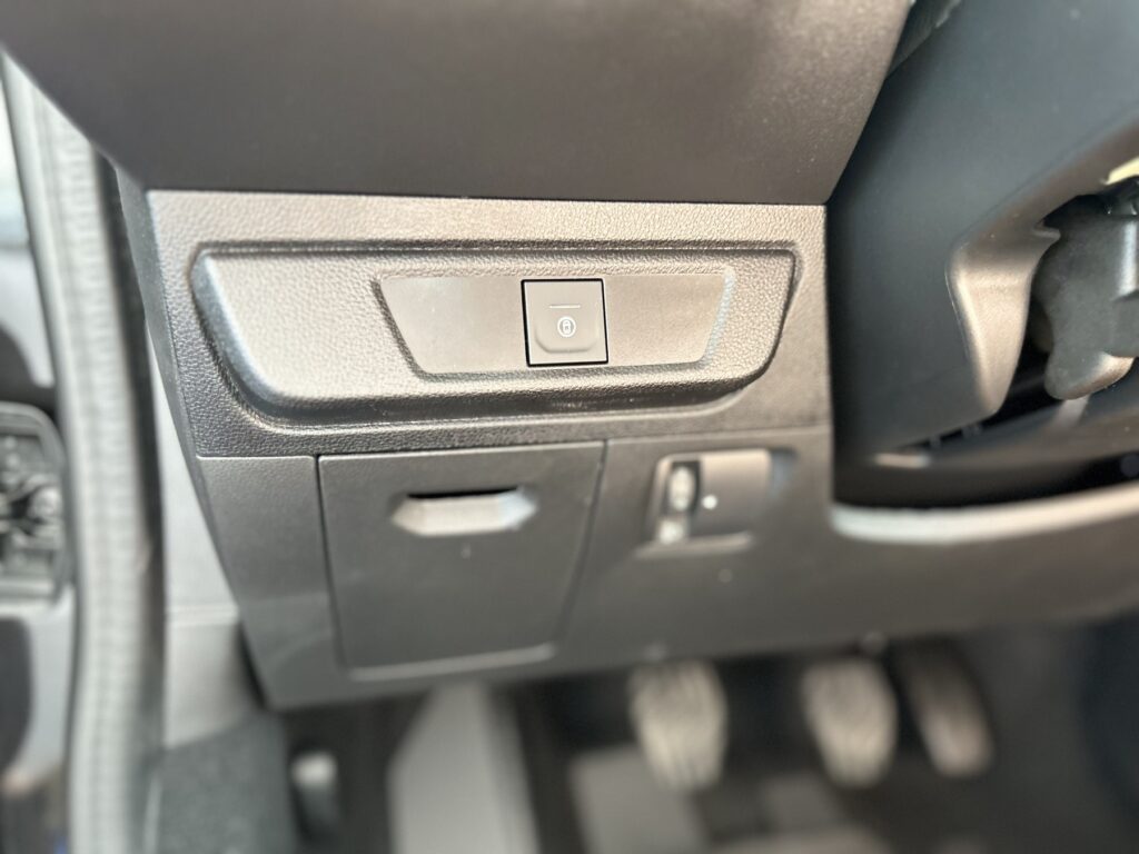 Dacia Jogger Exposé-Bild 30