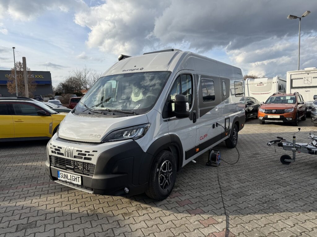 Sunlight Cliff Exposé-Bild 1