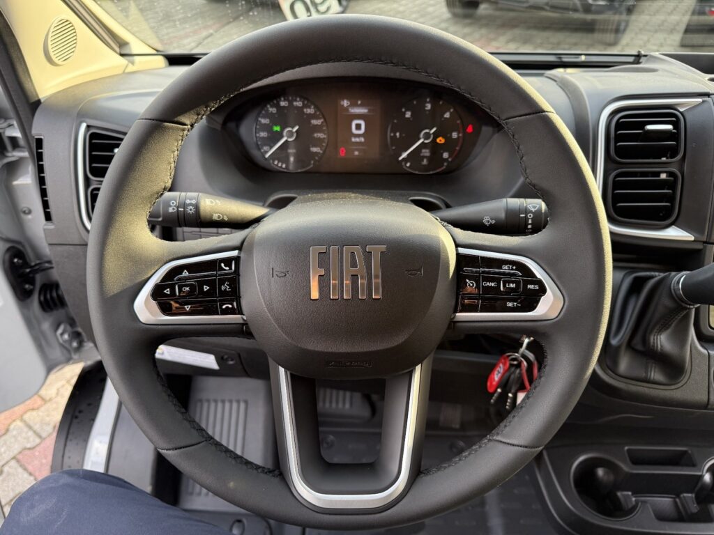 Sunlight Cliff Exposé-Bild 45