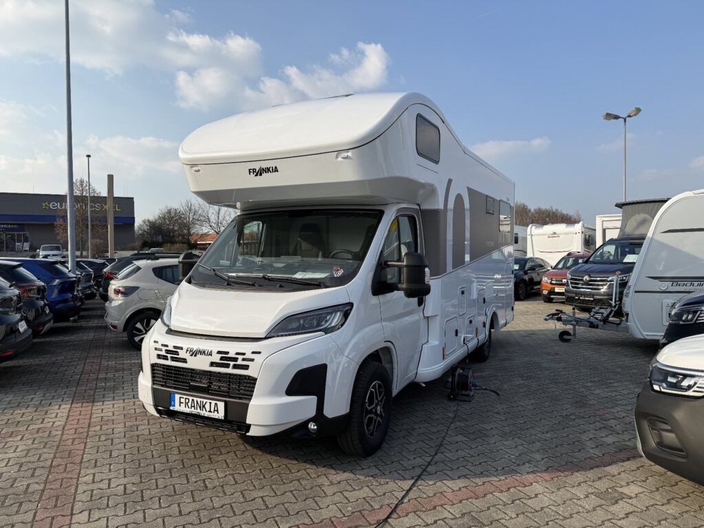 Frankia A Exposé-Bild 1