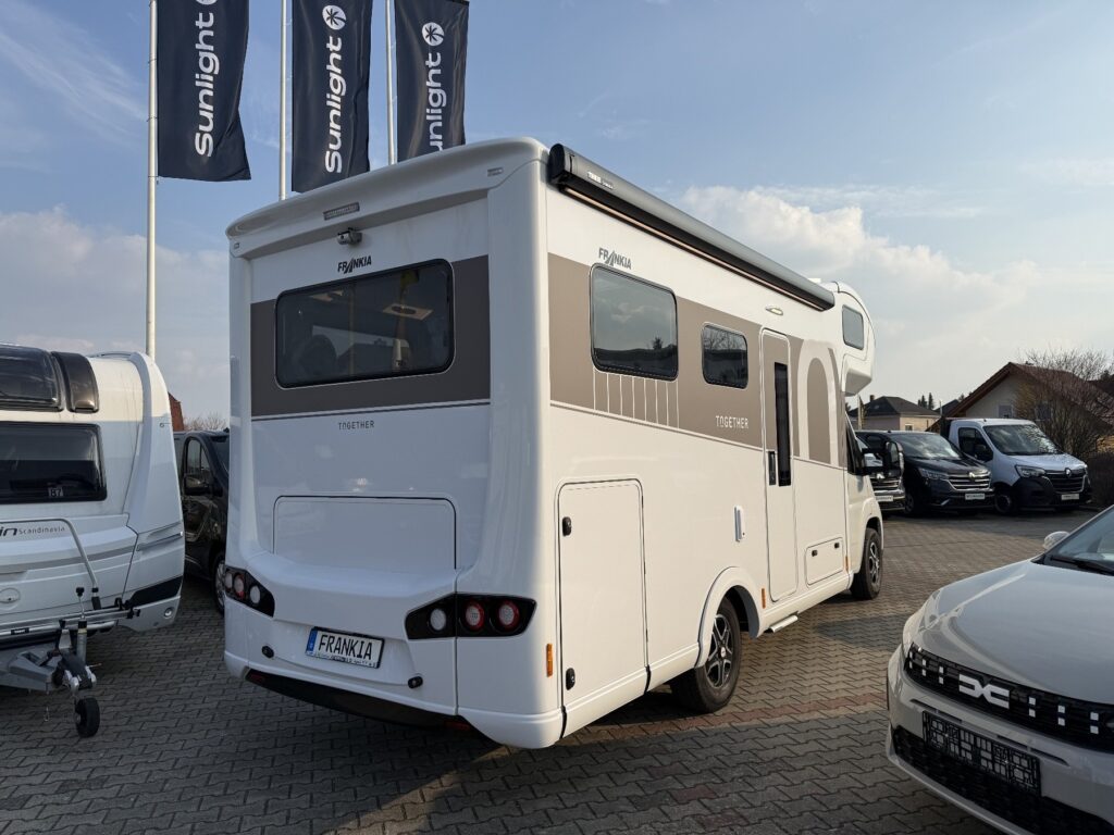 Frankia A Exposé-Bild 36