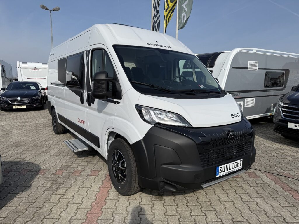 Sunlight Cliff Exposé-Bild 3