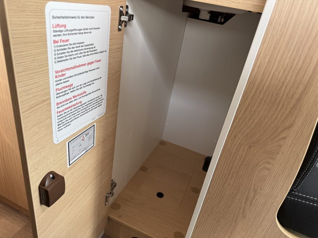 Sunlight Cliff Exposé-Bild 21