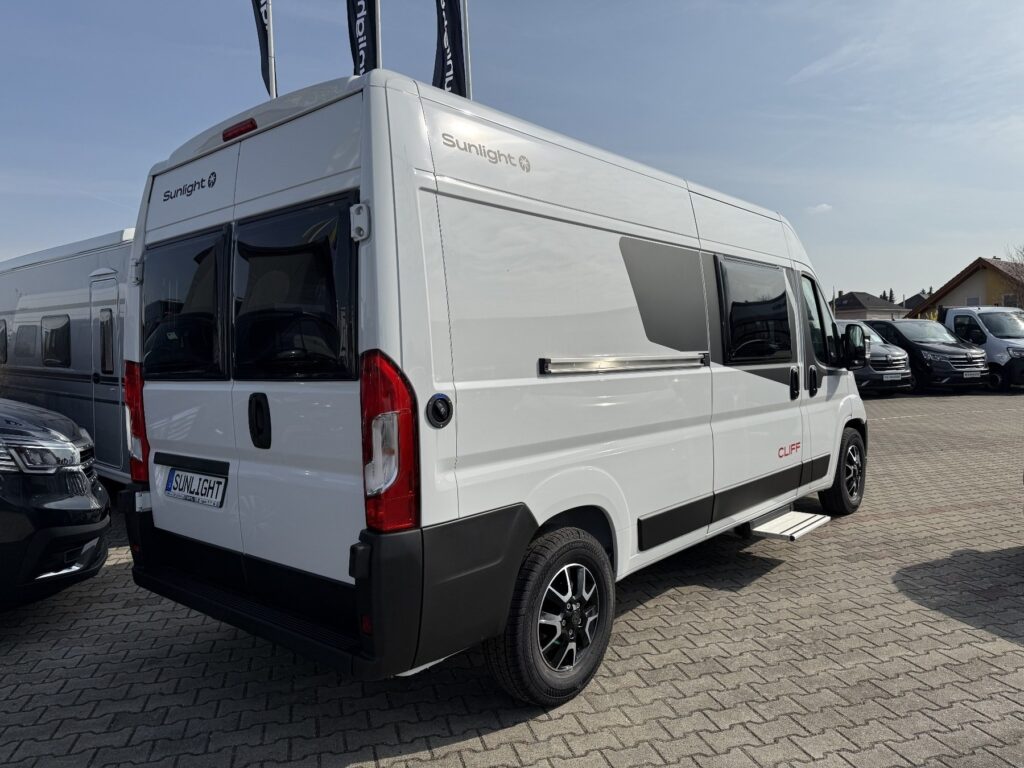 Sunlight Cliff Exposé-Bild 31