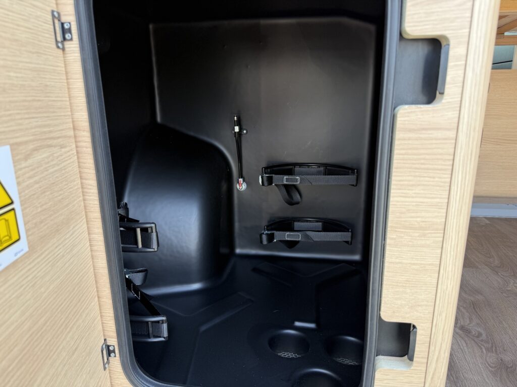 Sunlight Cliff Exposé-Bild 34