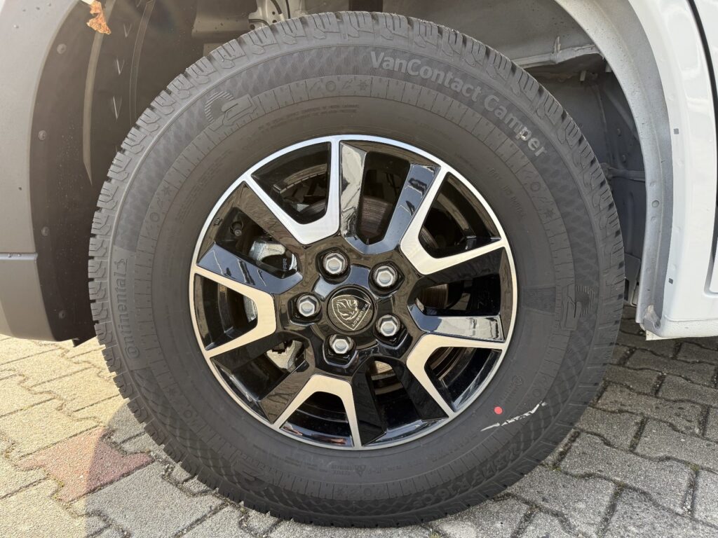 Sunlight Cliff Exposé-Bild 41