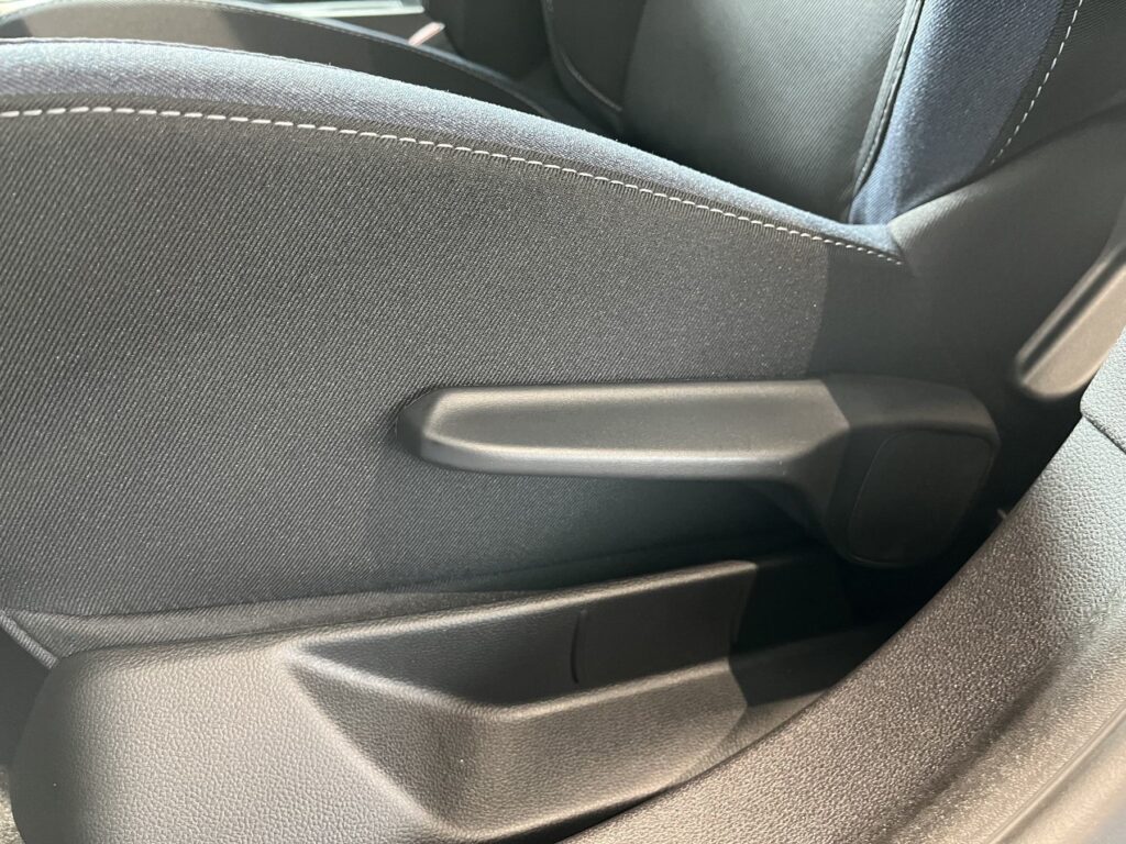 Dacia Duster Exposé-Bild 18