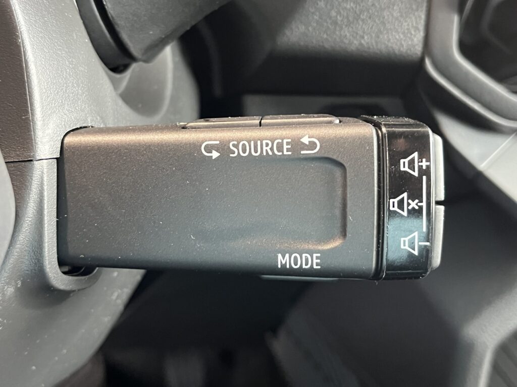 Dacia Duster Exposé-Bild 24