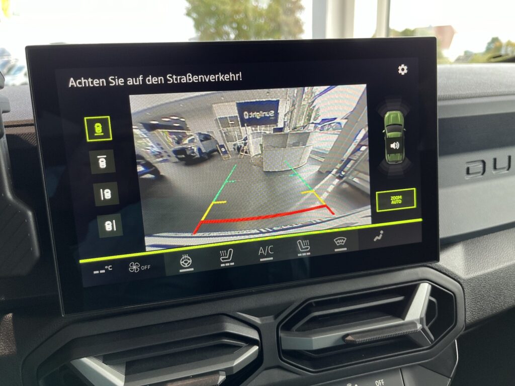 Dacia Duster Exposé-Bild 30