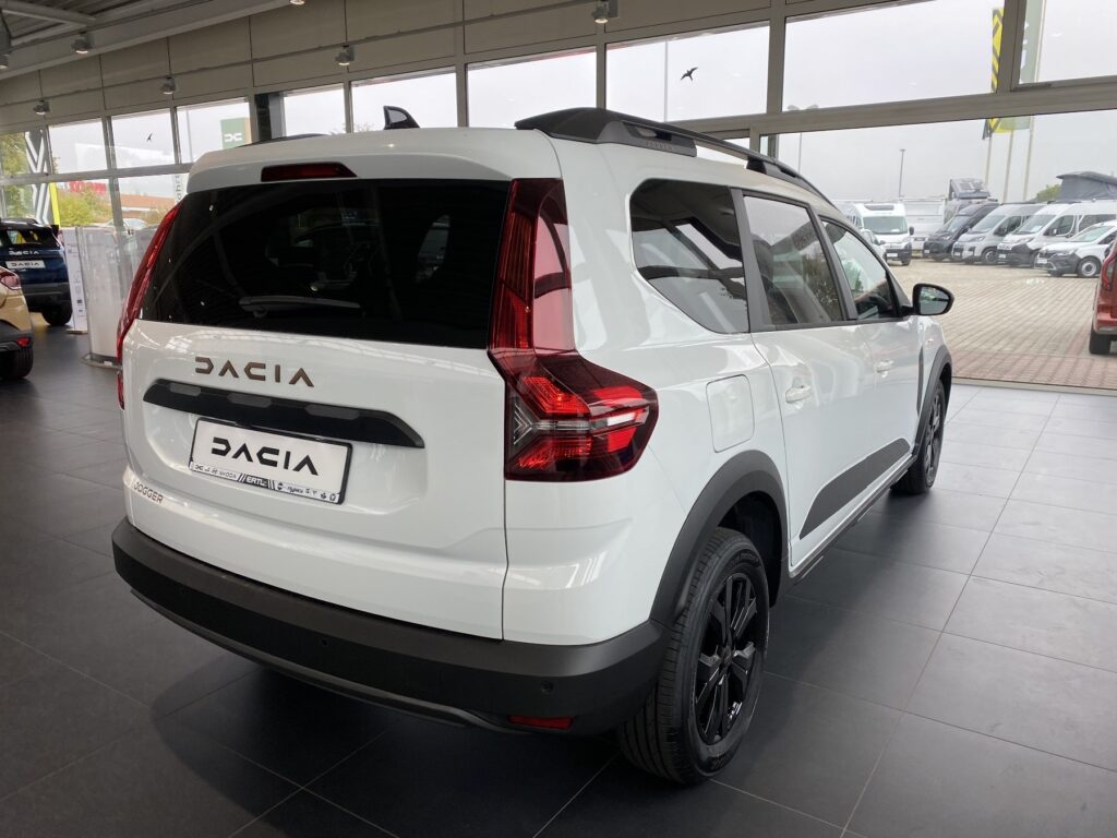 Dacia Jogger Exposé-Bild 13