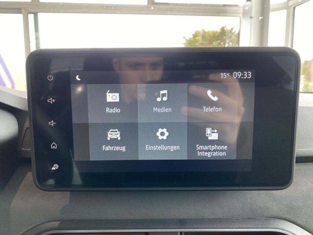 Dacia Jogger Exposé-Bild 29