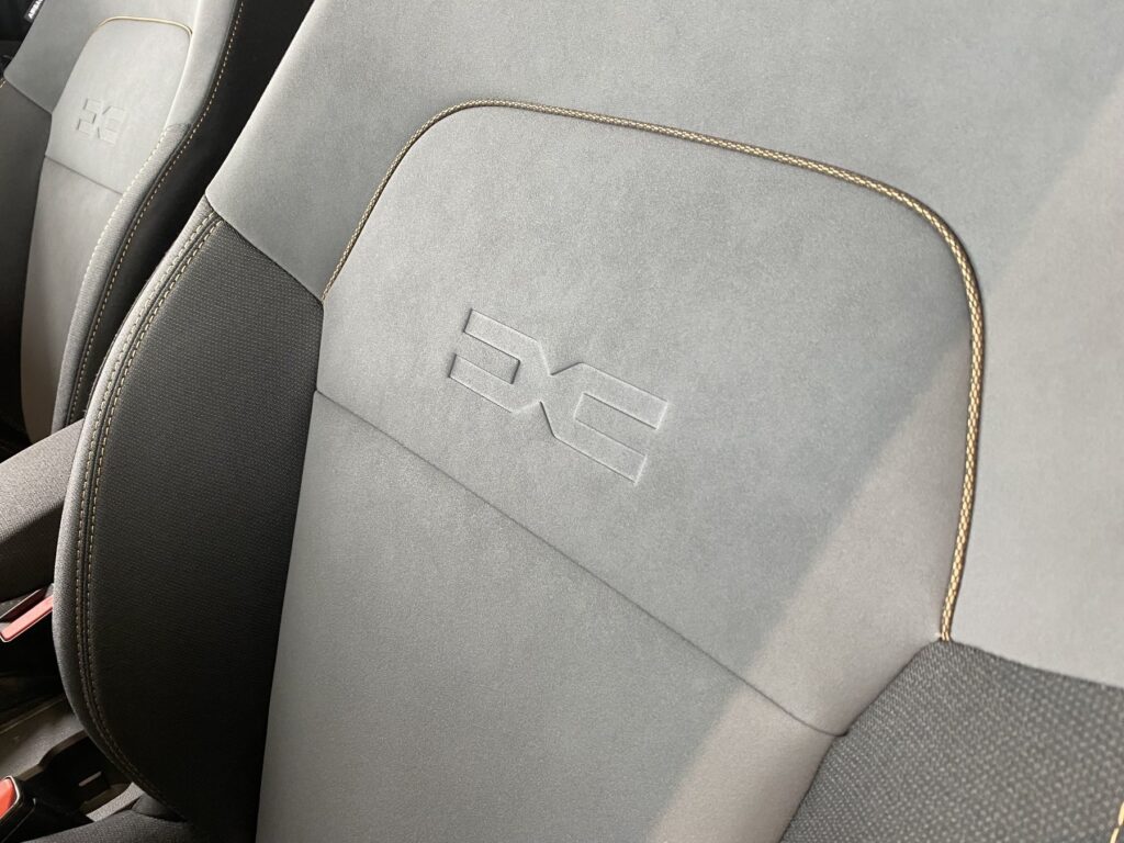 Dacia Jogger Exposé-Bild 22