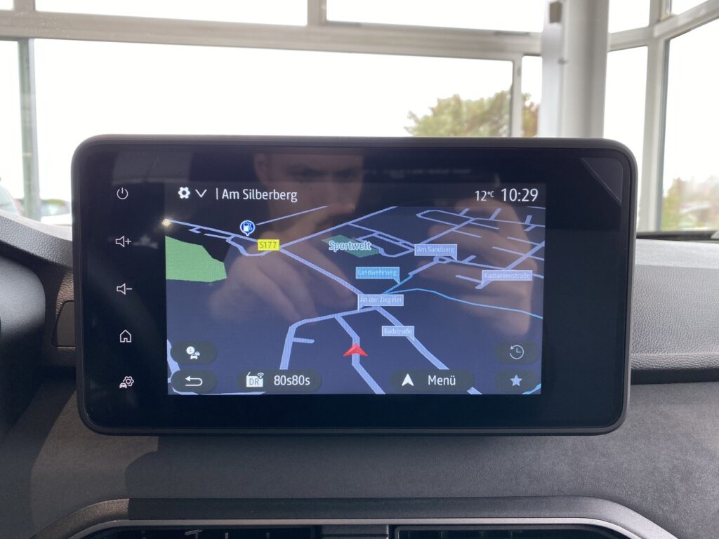 Dacia Jogger Exposé-Bild 30