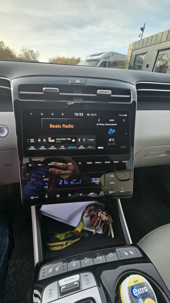 HYUNDAI TUCSON Exposé-Bild 8