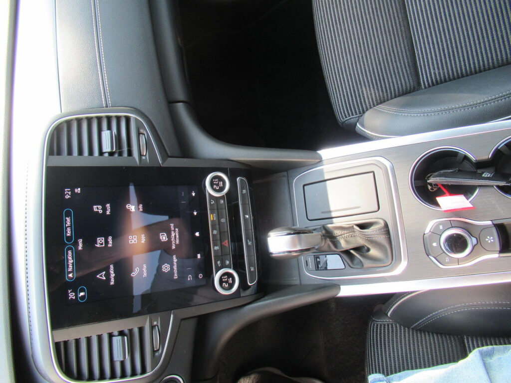 Renault Talisman Exposé-Bild 9