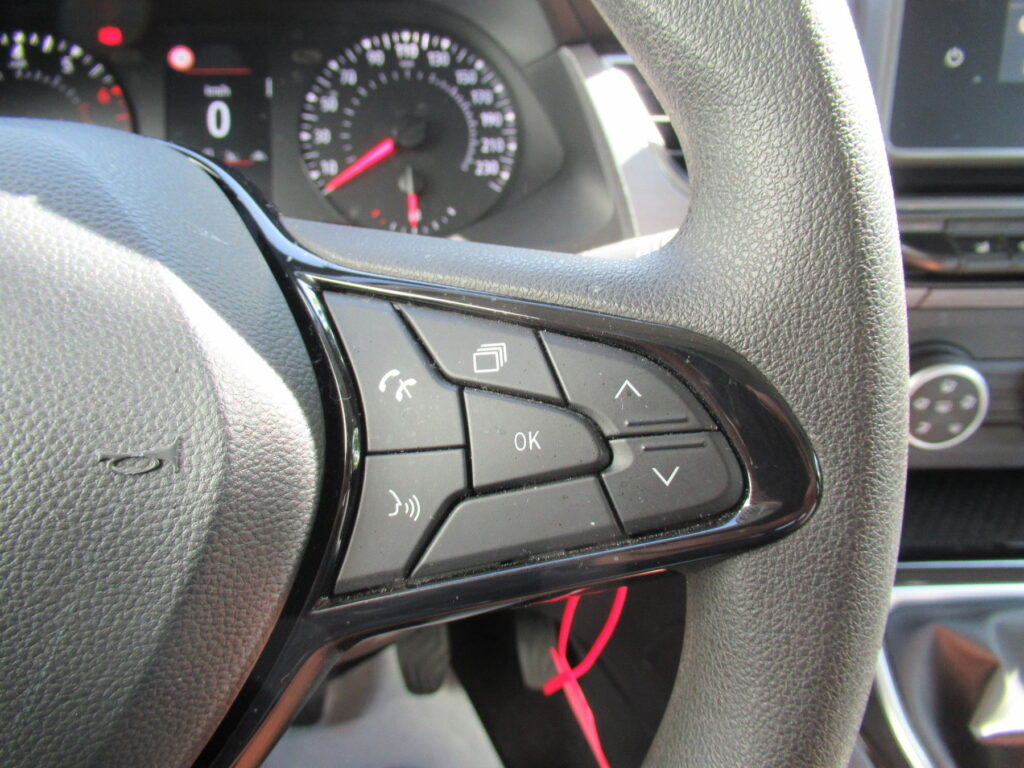Renault Kangoo Exposé-Bild 14