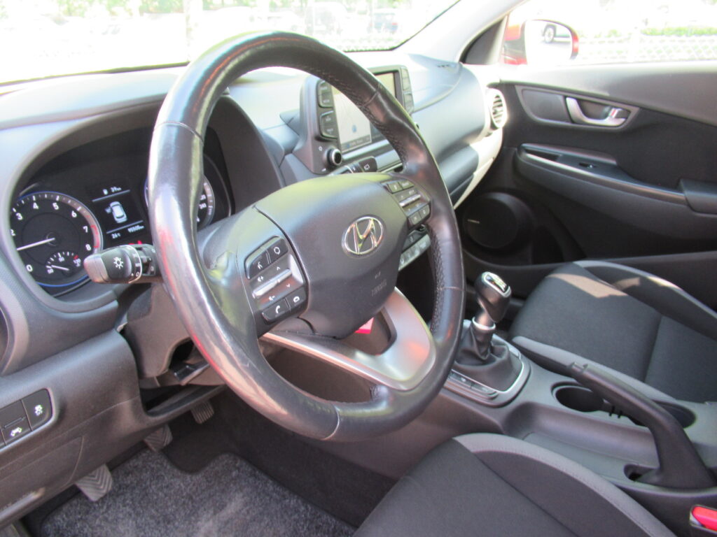 HYUNDAI Kona Exposé-Bild 8