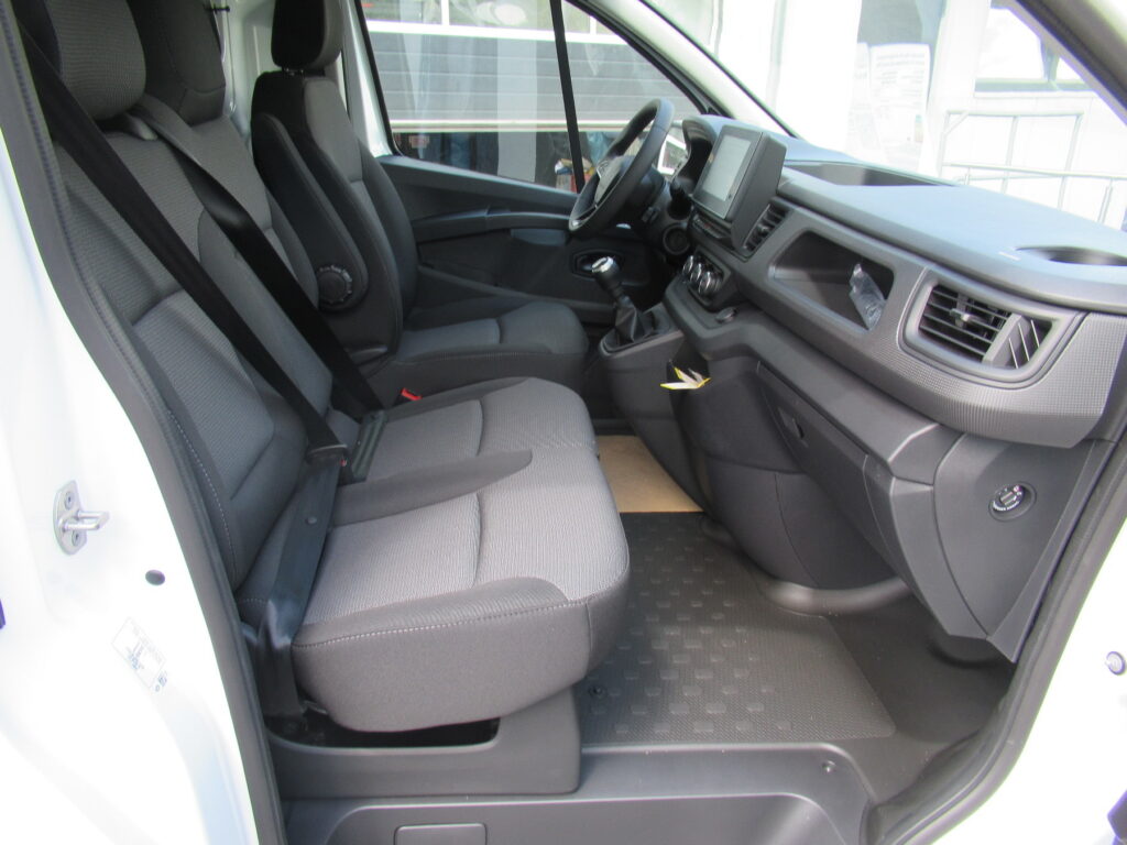 Renault Trafic Exposé-Bild 6