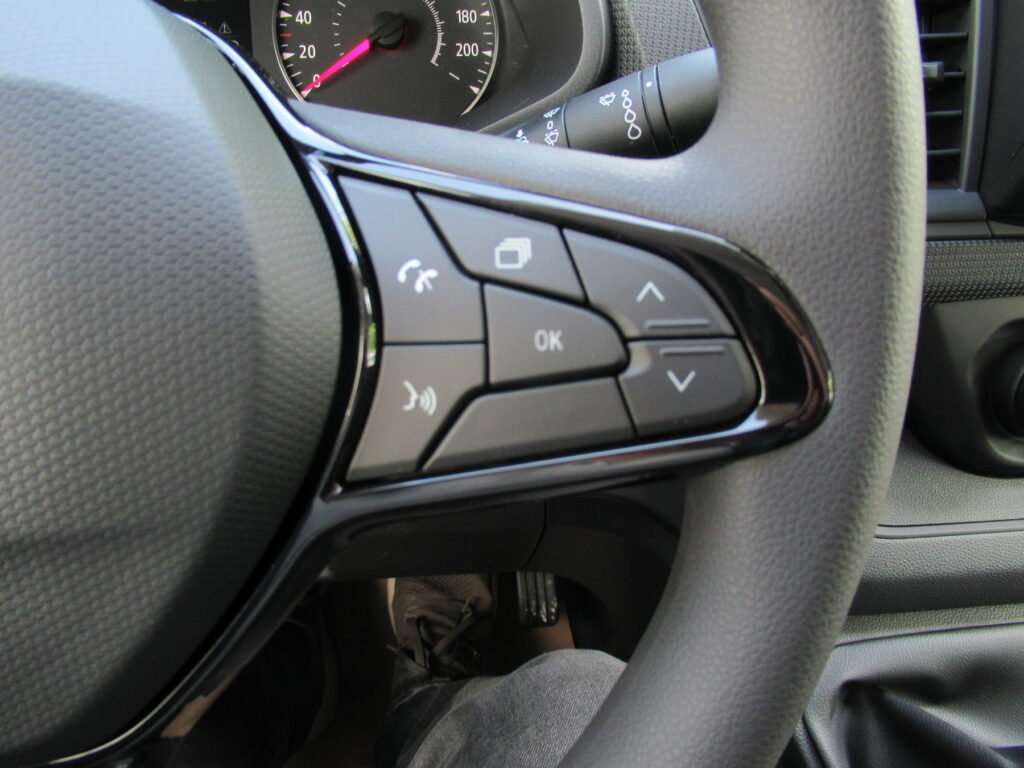 Renault Trafic Exposé-Bild 7