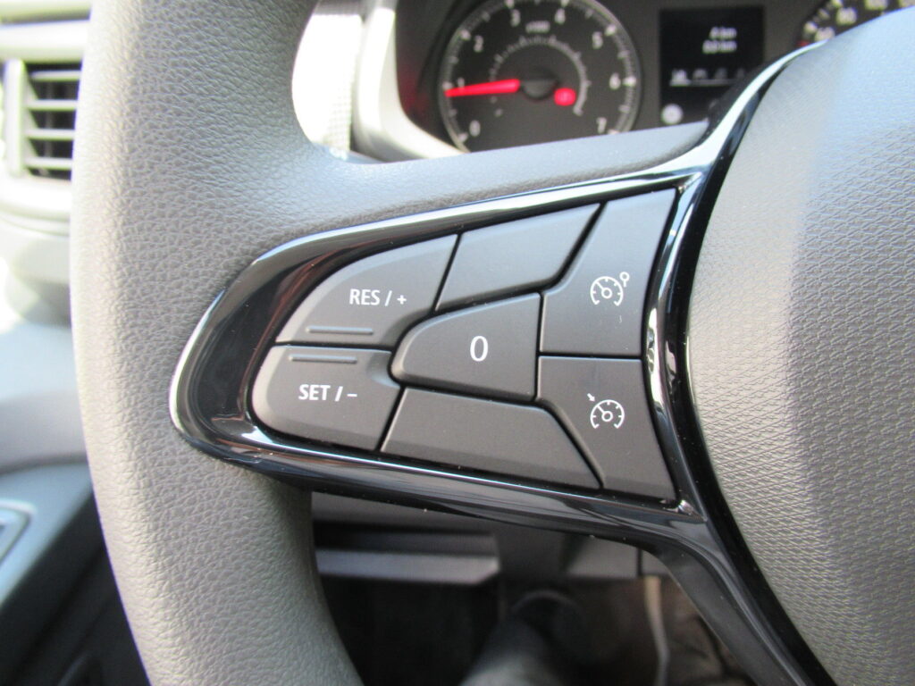 Renault Trafic Exposé-Bild 8