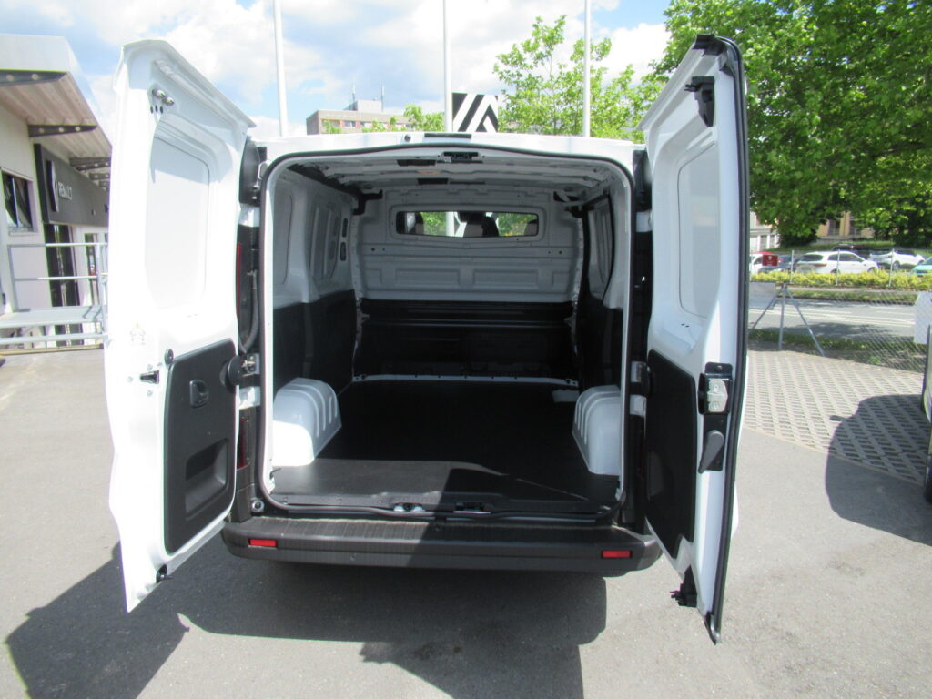 Renault Trafic Exposé-Bild 13