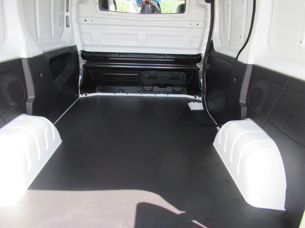 Renault Trafic Exposé-Bild 14
