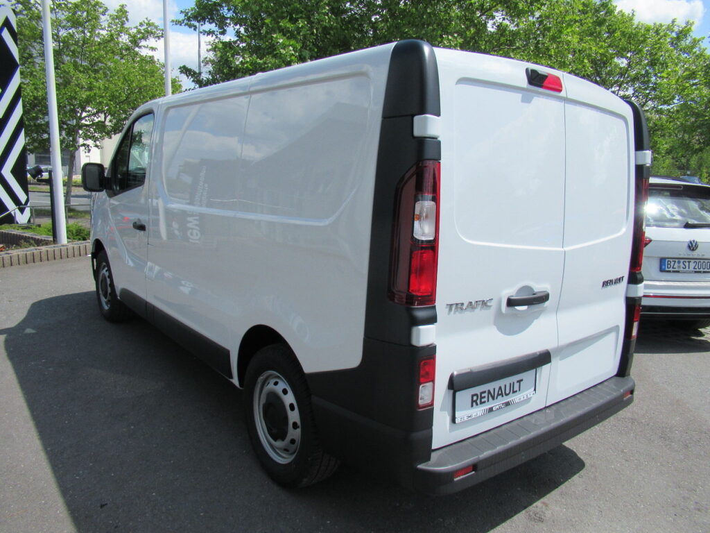 Renault Trafic Exposé-Bild 18