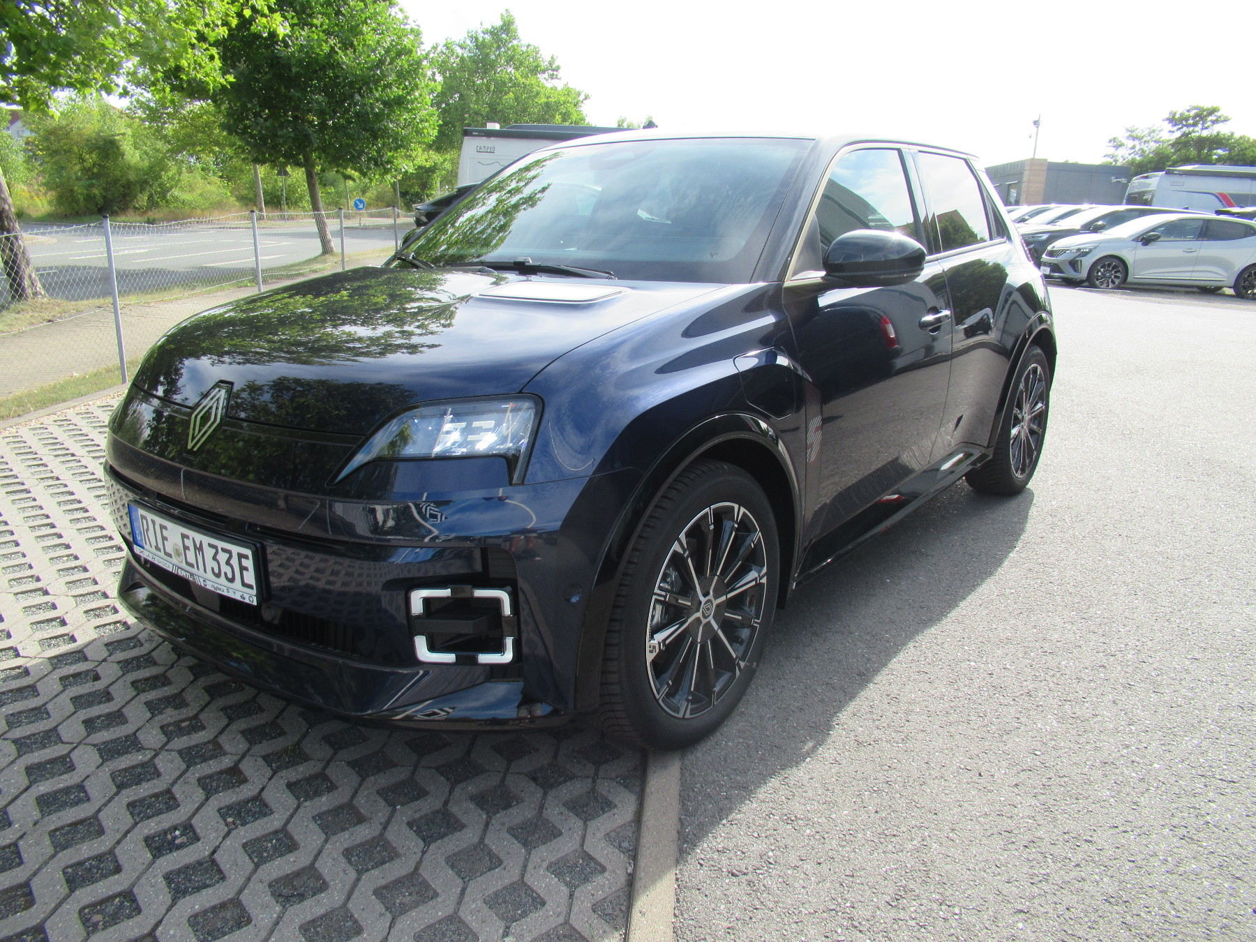 Renault R 5 (ww_40929)