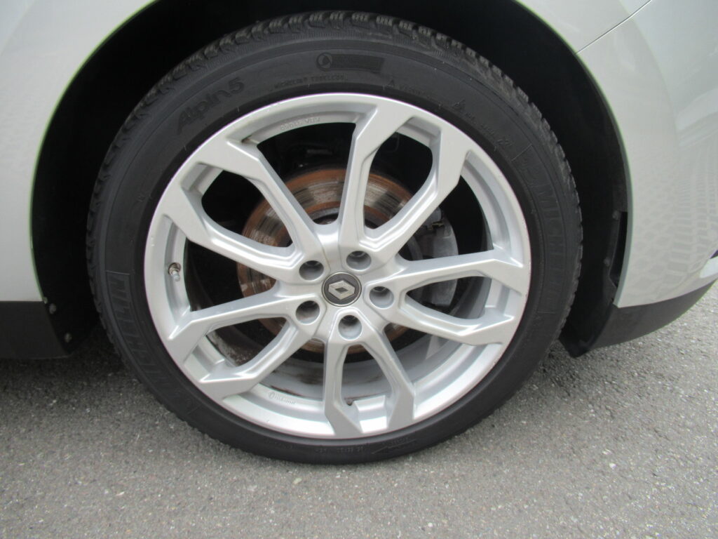 Renault Scenic Exposé-Bild 11