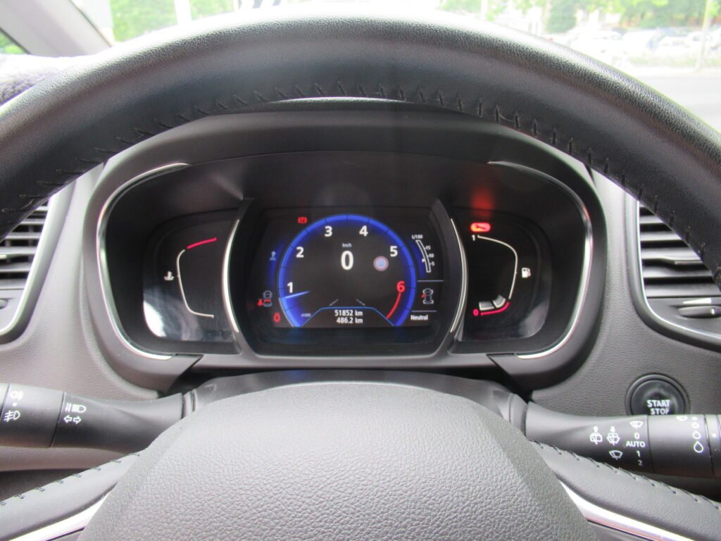 Renault Scenic Exposé-Bild 16