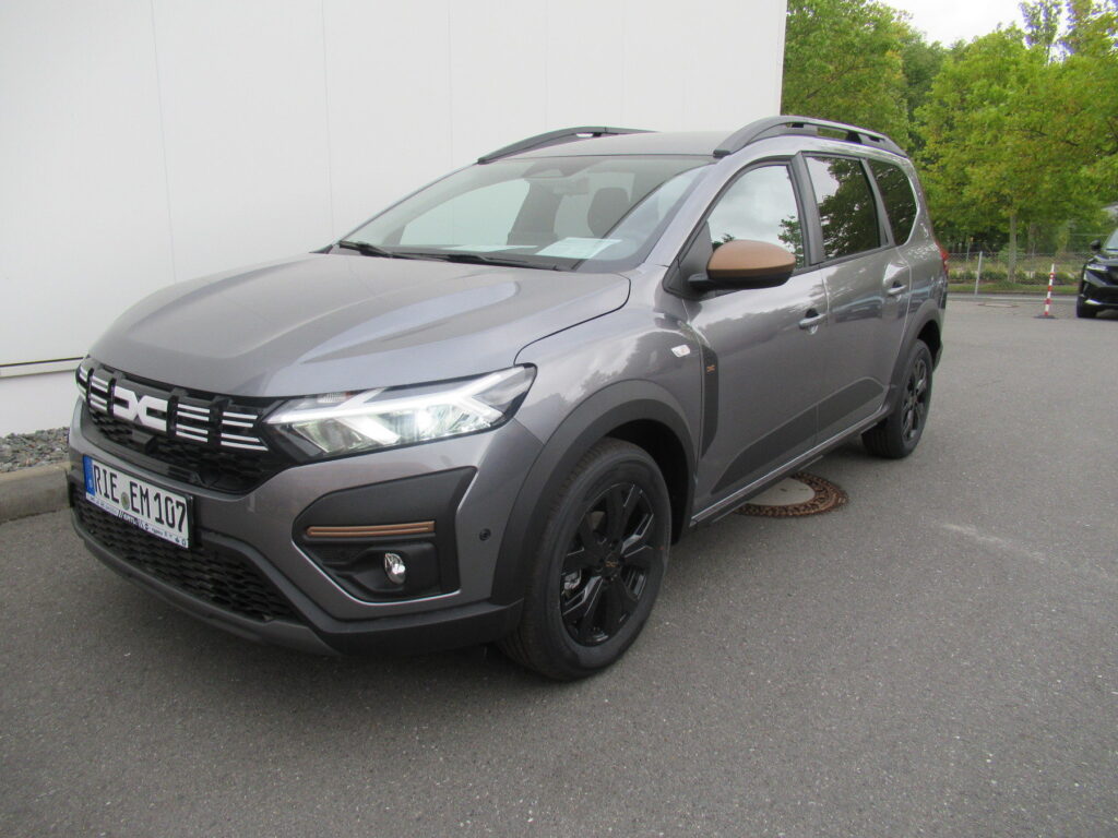 Dacia Jogger Exposé-Bild 1