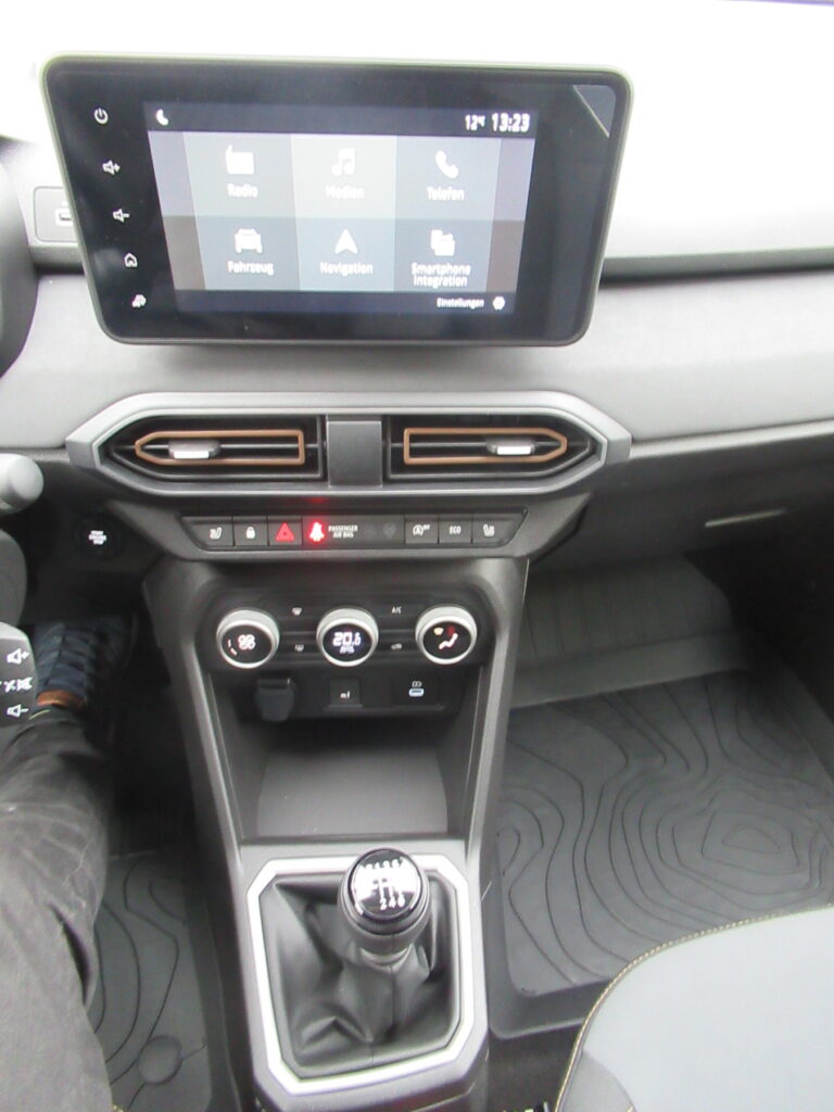 Dacia Jogger Exposé-Bild 6