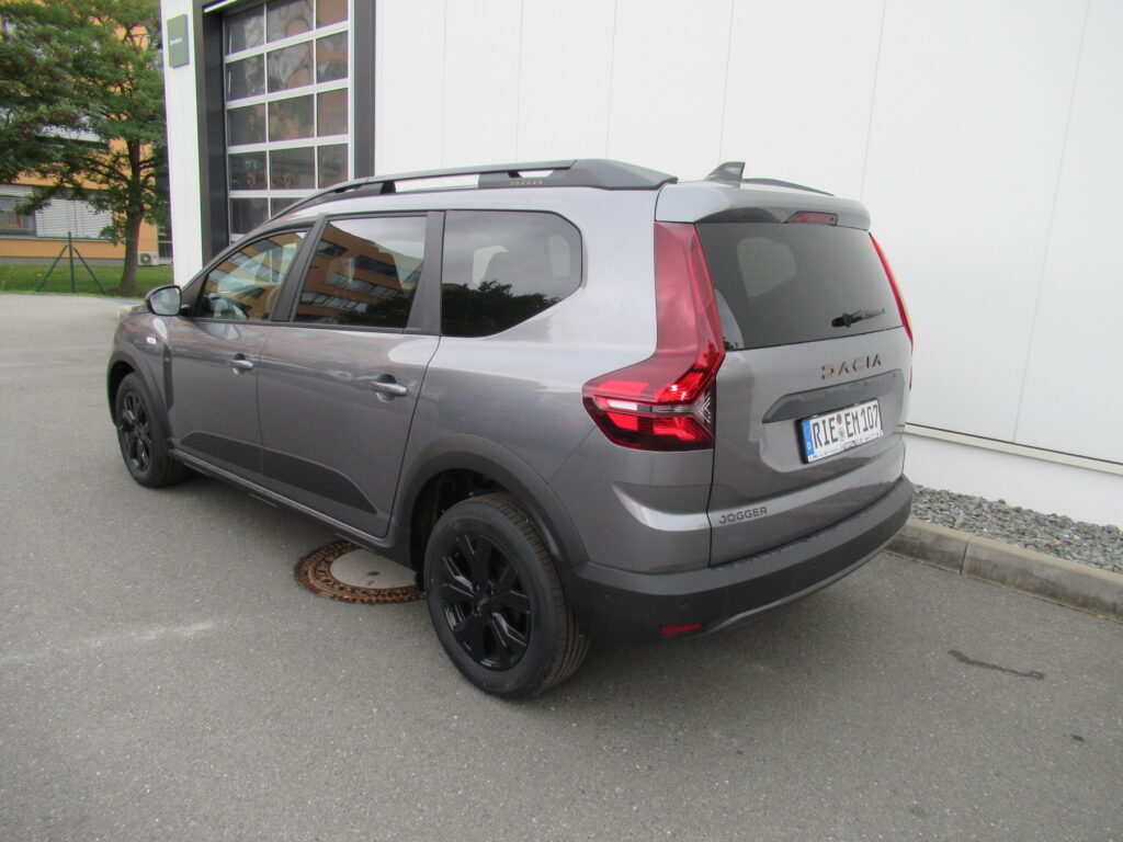 Dacia Jogger Exposé-Bild 18