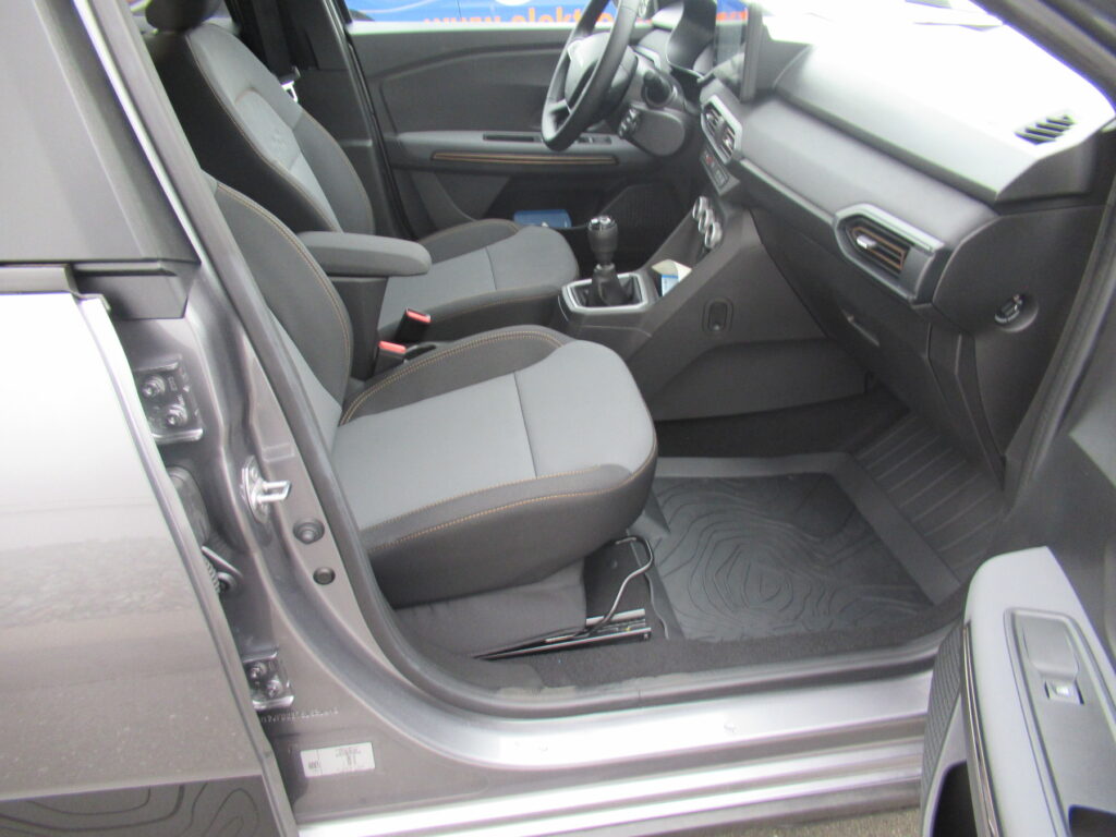 Dacia Jogger Exposé-Bild 22