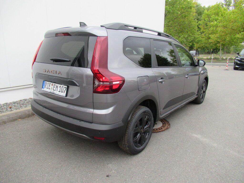 Dacia Jogger Exposé-Bild 23